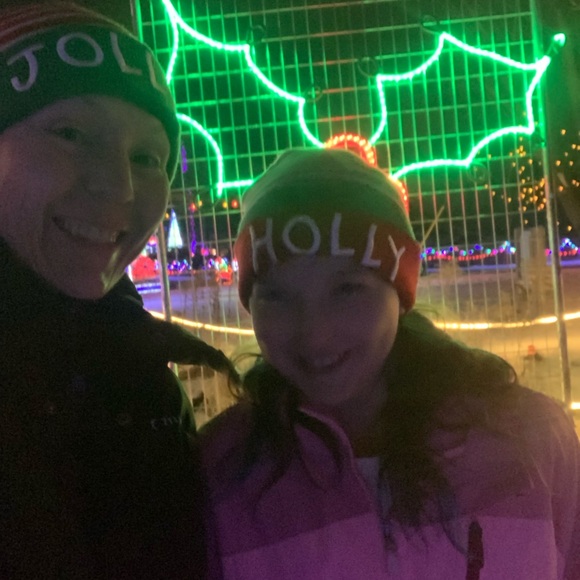 Meet your Posher, Holly - Picture 2 of 5